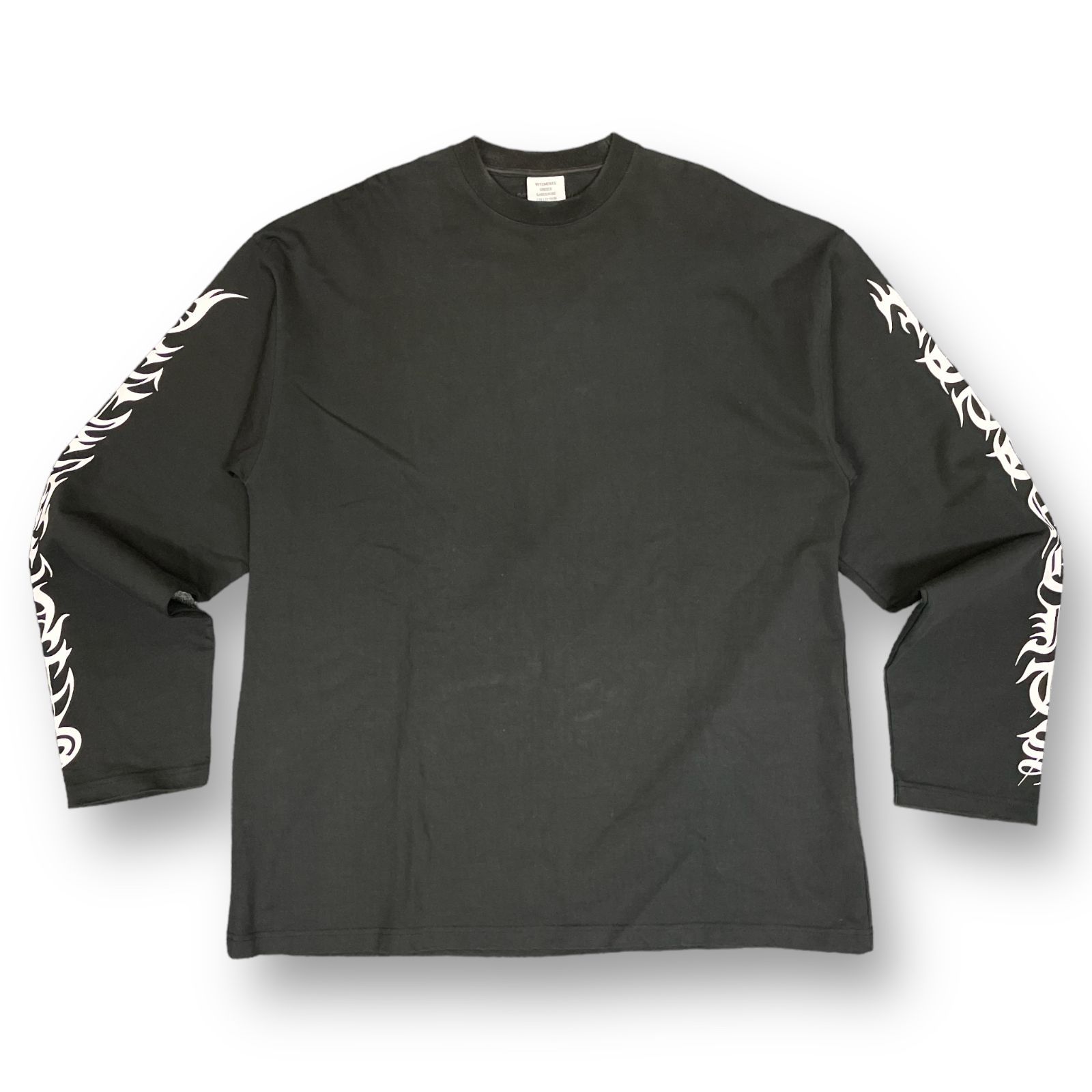 VETEMENTS 22AW Long Sleeve Gothic Logo T-Shirt ゴシックロゴTシャツ ロンT カットソー ヴェトモン  UA53LS100B ブラック S 72331A6 - メルカリ