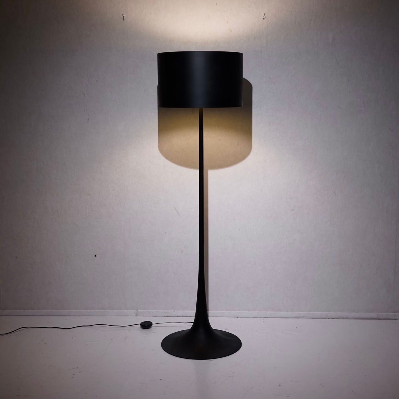 FLOS フロス　フロアスタンド　フロアライト FLOS フロス SPUN LIGHT F スプーンライト S2964H フロアスタンド