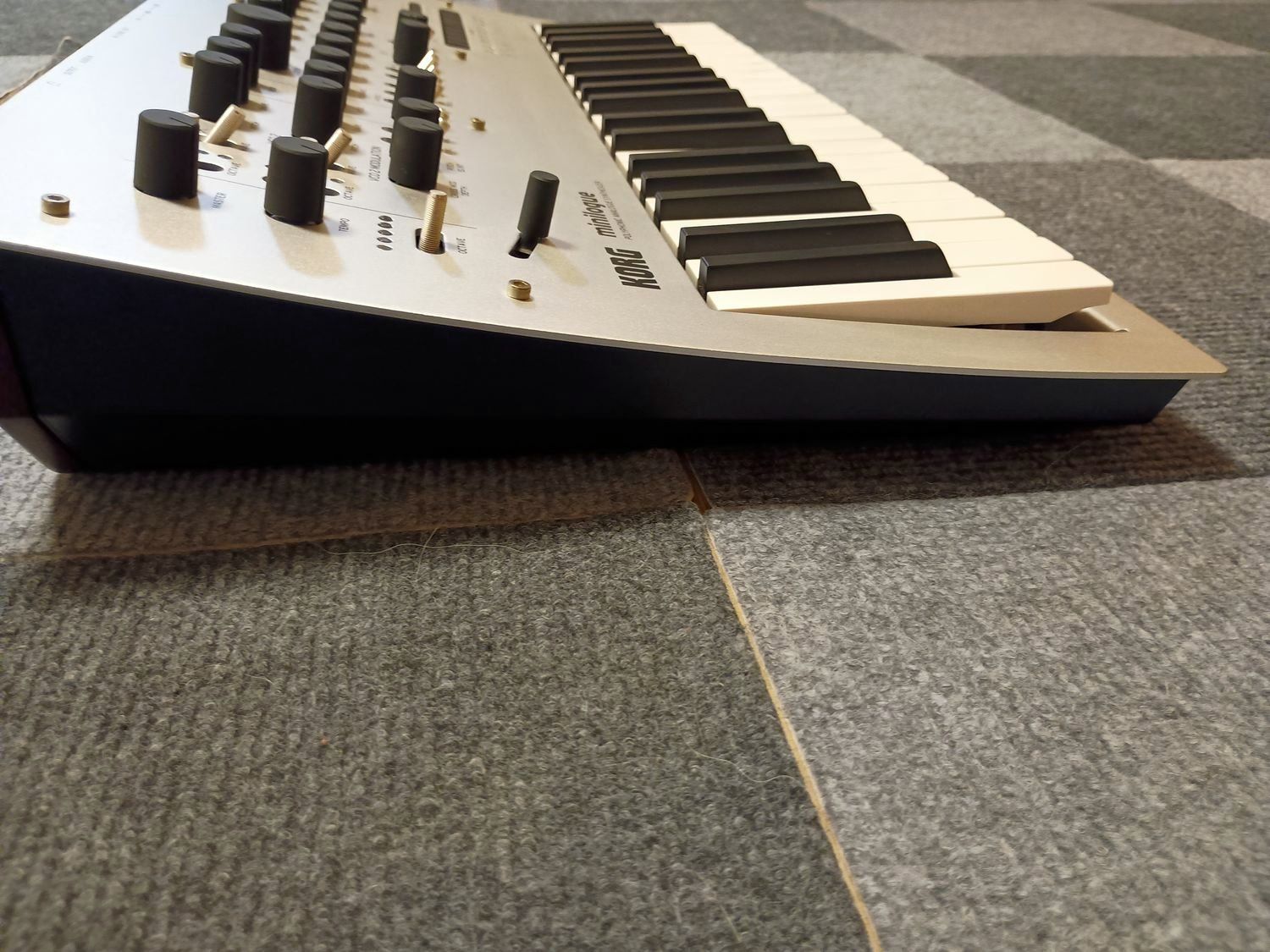 minilogue 純正ACアダプター付