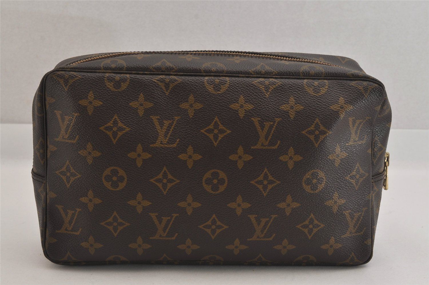 ルイヴィトン トゥルーストワレット28 ヴィトン セカンドバッグ