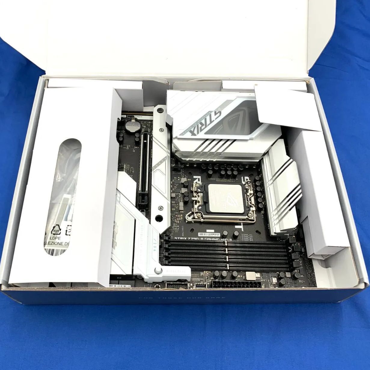 開封済・未使用品】ASUS Z790 ROG STRIX Z790-A GAMING WIFI II (第 14 