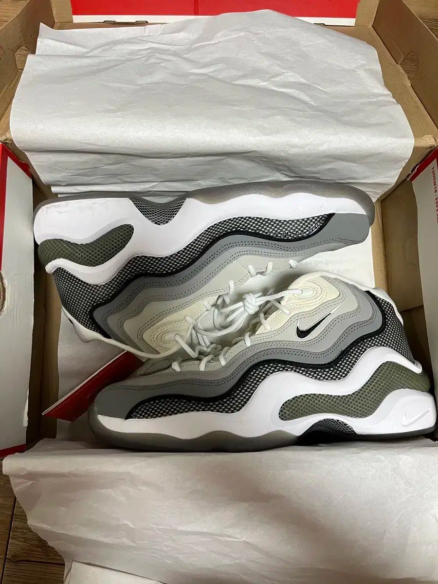 NIKE ナイキ エアズームフライト 96