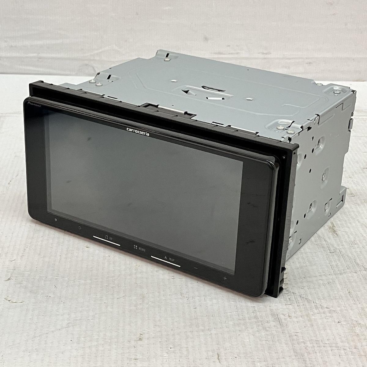 【新品・未使用】AVIC-RW822-D カロッツェリア 楽ナビ AVIC-RW822-D カロッツェリア パイオニア 7型 HD