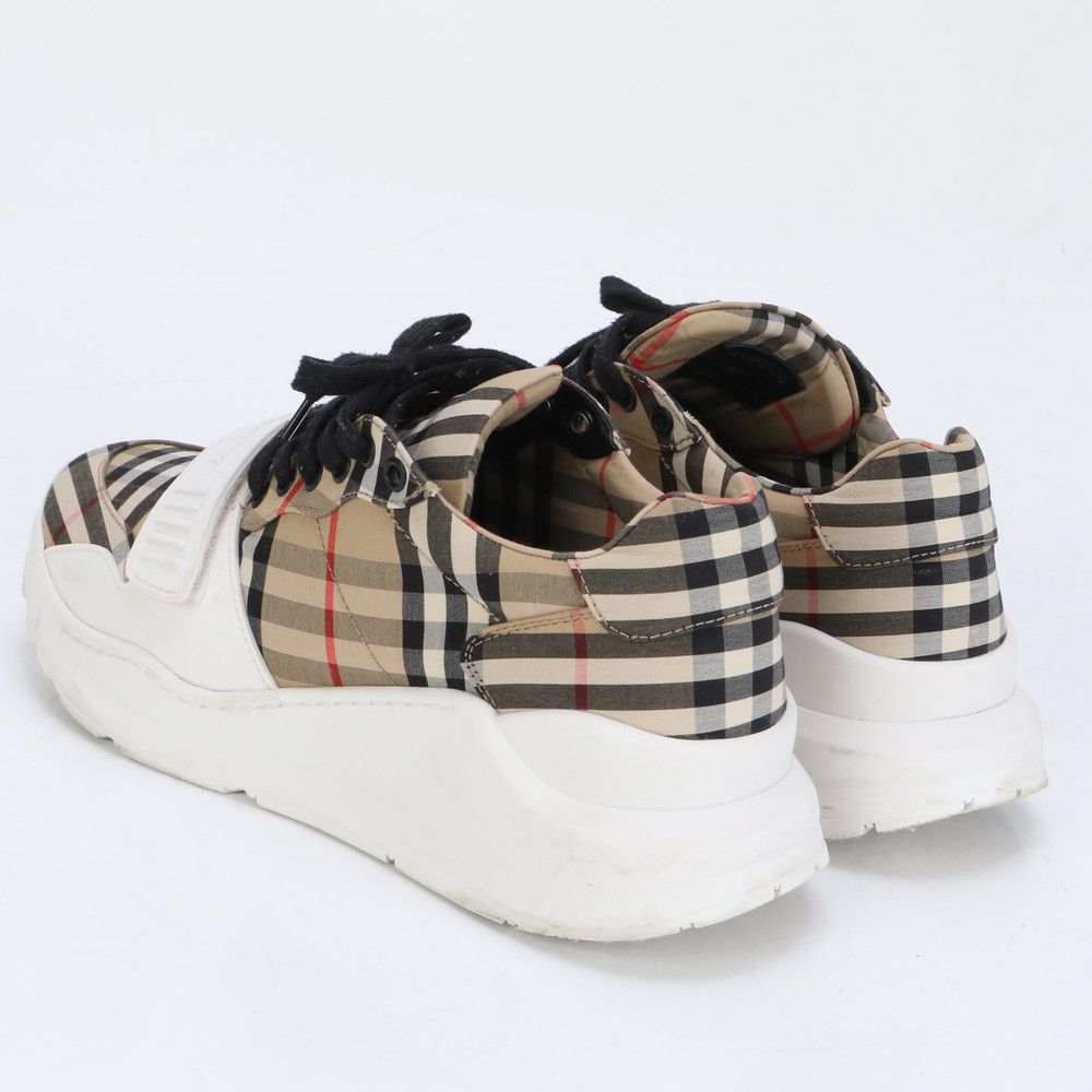 美品 バーバリー ローカット スニーカー ノバチェック 43 28.0cm相当 美品 バーバリー ノバ チェック ITLEOSHO5CAS スニーカー ローカット