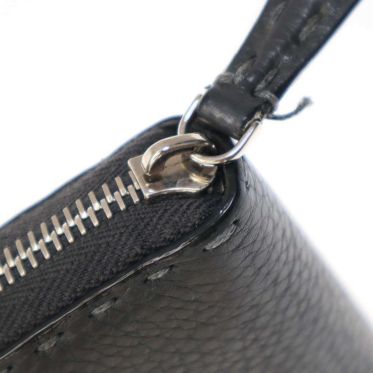未使用　FENDI フェンディ レザーラウンドジップ長財布　マゼンタ 楽天市場】FENDI フェンディ ラウンドファスナー長財布 7M0210