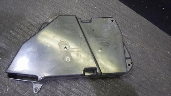 カワサキ バルカン400 VN400A サイドボックス右　割れ無し K78-55
