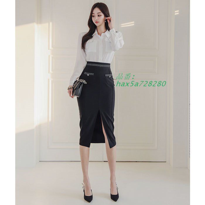 ミディ丈スリットタイトワンピース