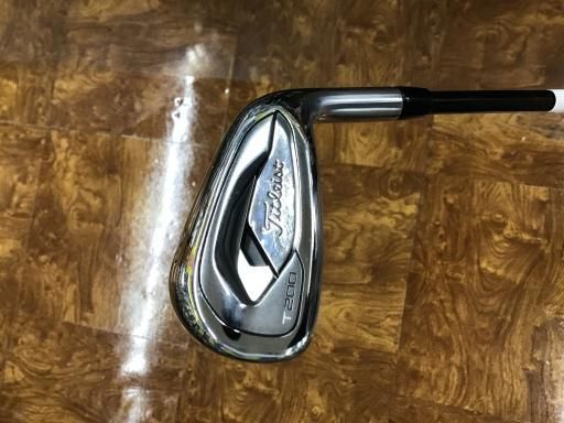 Titleist T200