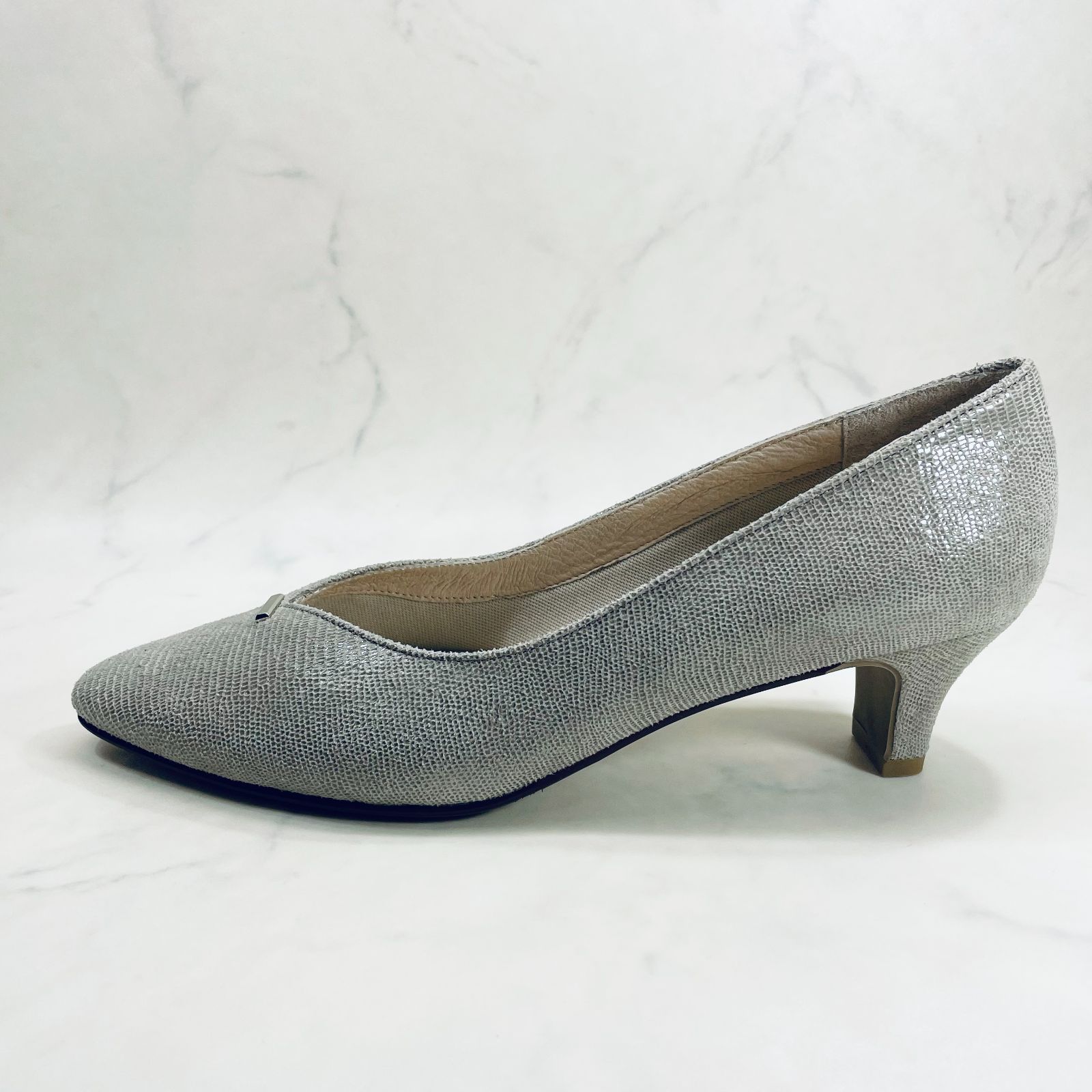 Vカットリザードプリントパンプス 23.0㎝