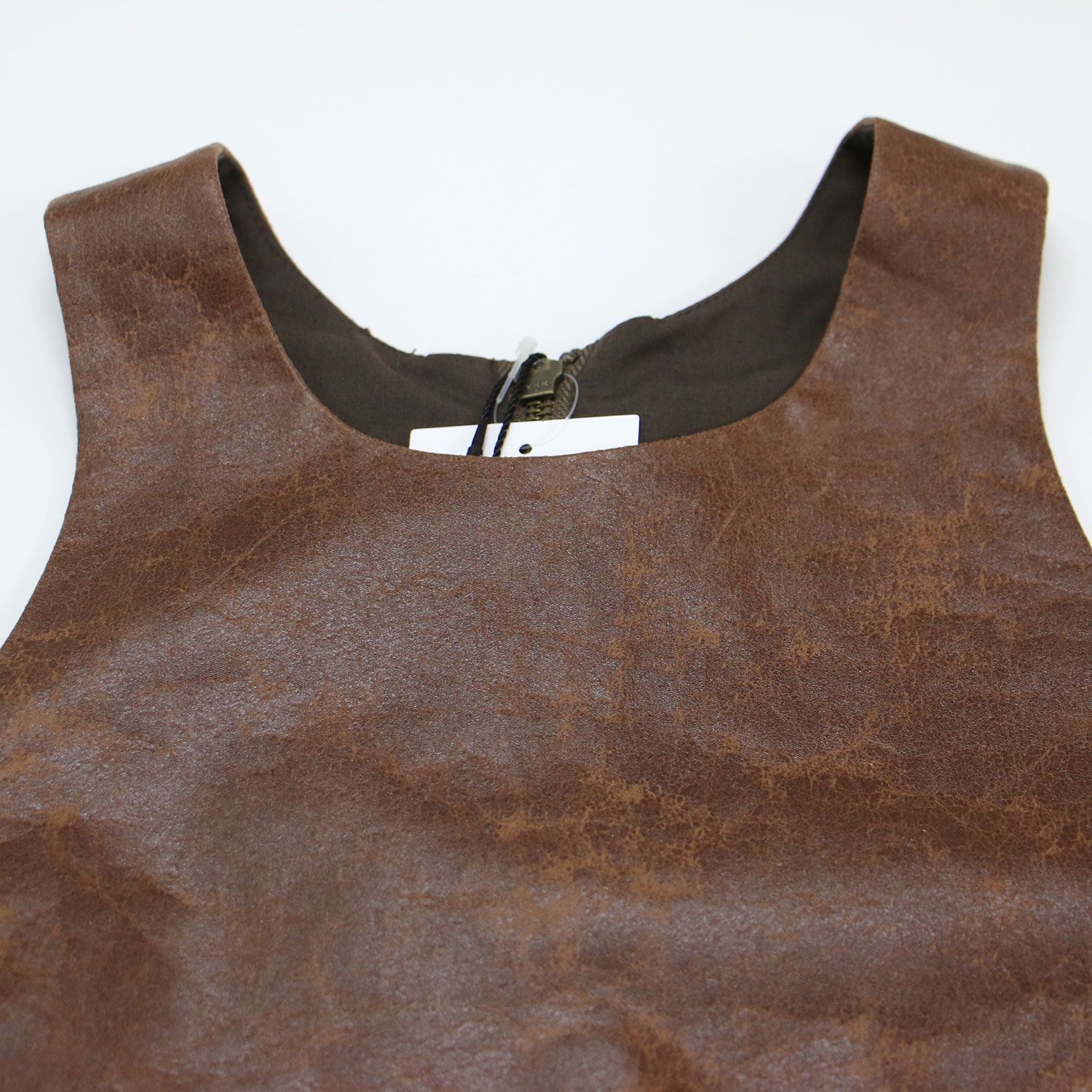 【新品】PROVOKE プロヴォーク ベスト ブラウン サイズ:FREE / 24秋冬 クラッキング フェイクレザー ベスト / crackingfakeleather vest ショート丈 クルーネック アメリカンスリーブ 2WAY / トップス【レディース】 新品】PROVOKE プロヴォーク ベスト ブラウン サイズ:FREE / 24秋冬