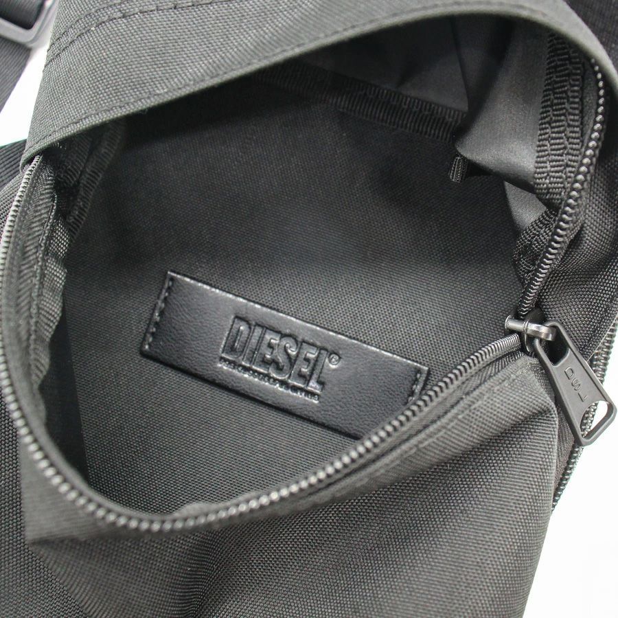 新品商品】DIESEL ディーゼル（X09865 P6336）D-Bsc CROSSBODY