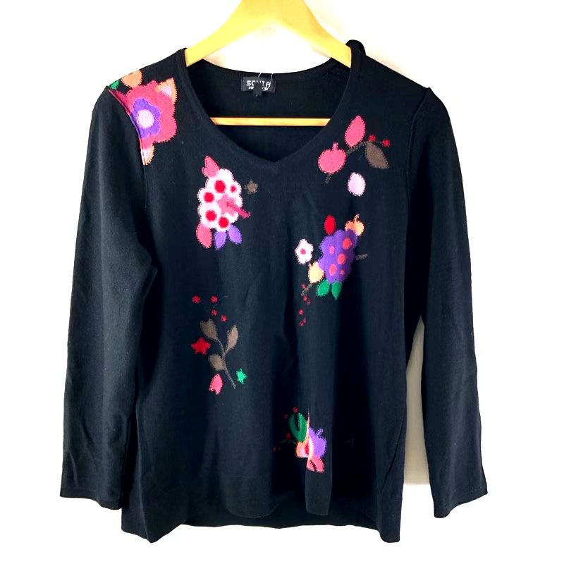 ソニアリキエル SONIA RYKIEL ニット 長袖 花模様 裾チャーム付き 肩リボン 黒 48サイズ 949077