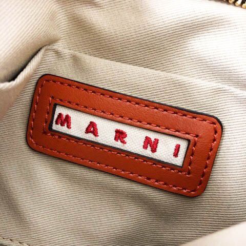 マルニ MARNI クラッチバッグ 鞄 バッグ バイカラー 長方形 牛革
