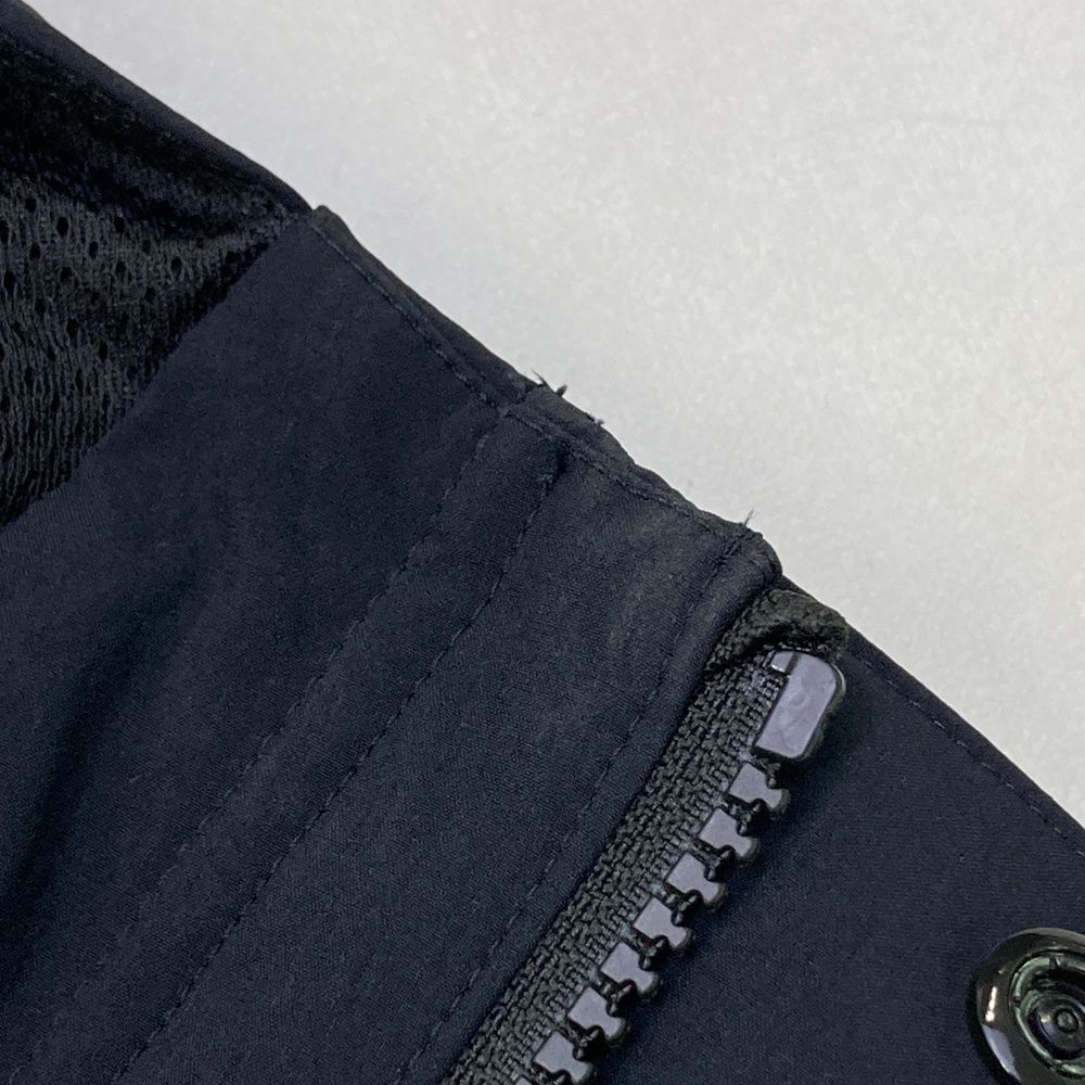 サイズ：Extra Large UNITED ARROWS GOLF ユナイテッドアローズゴルフ 2024年モデル フード付 裏ボア ジャケット  ブラック系 [240101411931] ゴルフウェア メンズ ストスト サイズ：Extra Large UNITED ARROWS GOLF ユナイテッドアローズ