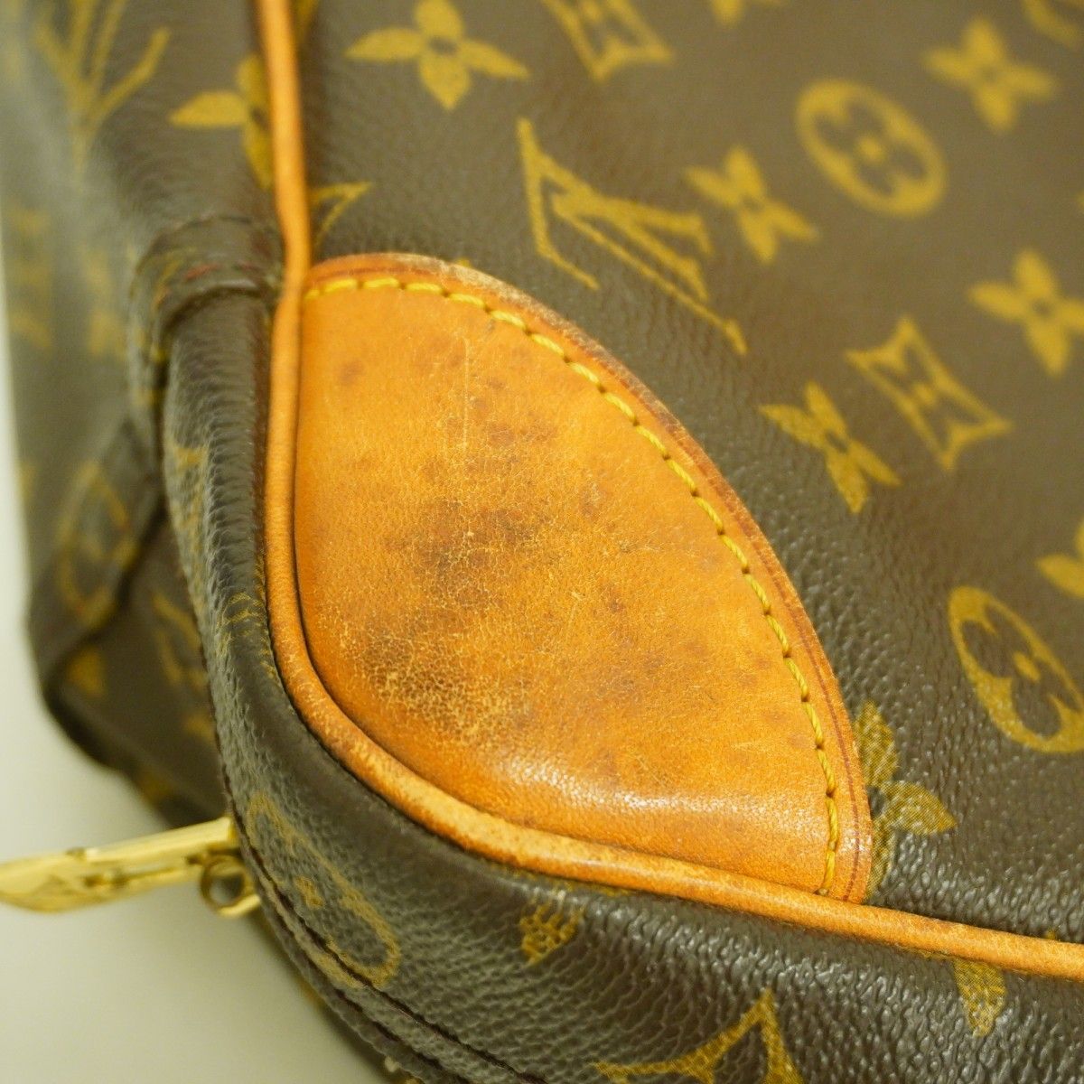 ボストンバッグ