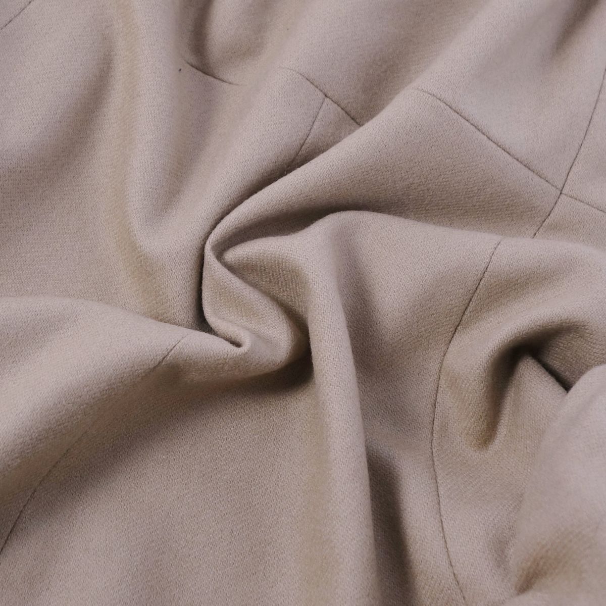 パンツスーツ ウール