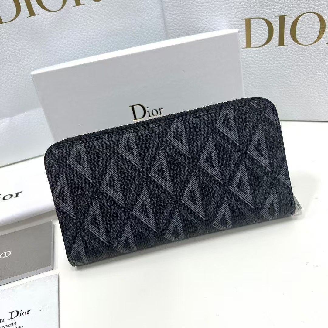 Dior財布新品未使用 新品未使用 DIOR財布[本日特価|新品未使用品]-WT0輸入 - メルカリ