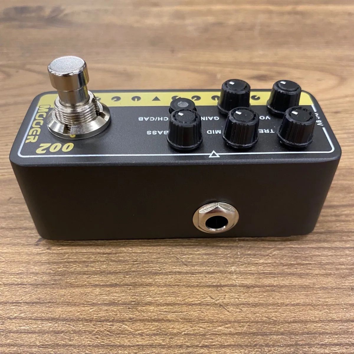 新品同様！MOOER micro preanp 002 Mooer Micro PreAMP 002 UK Gold 900 – United States