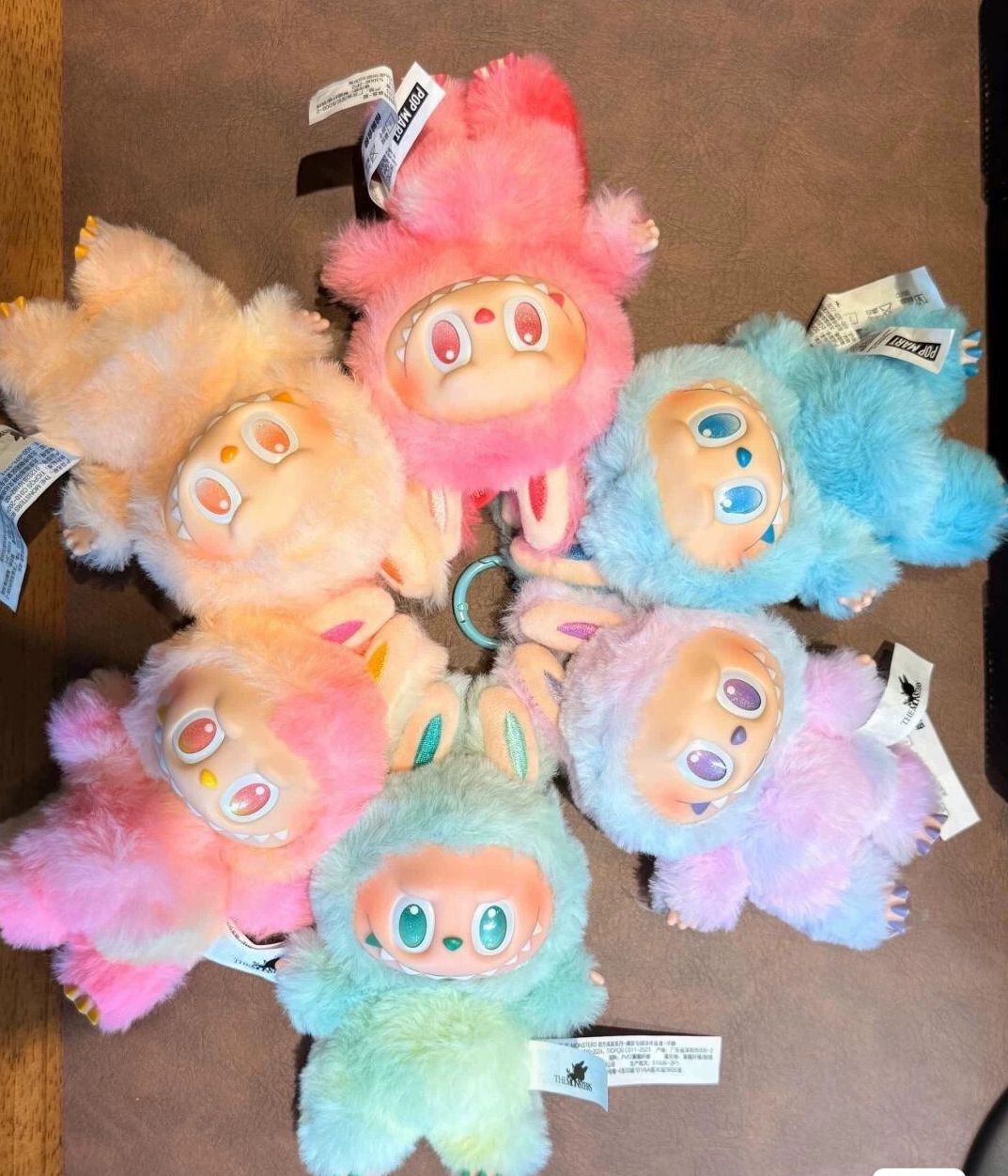 THE MONSTERS BigintoEnergy 6体 正規品 THE MONSTERS Big into Energy シリーズ ぬいぐるみペンダント
