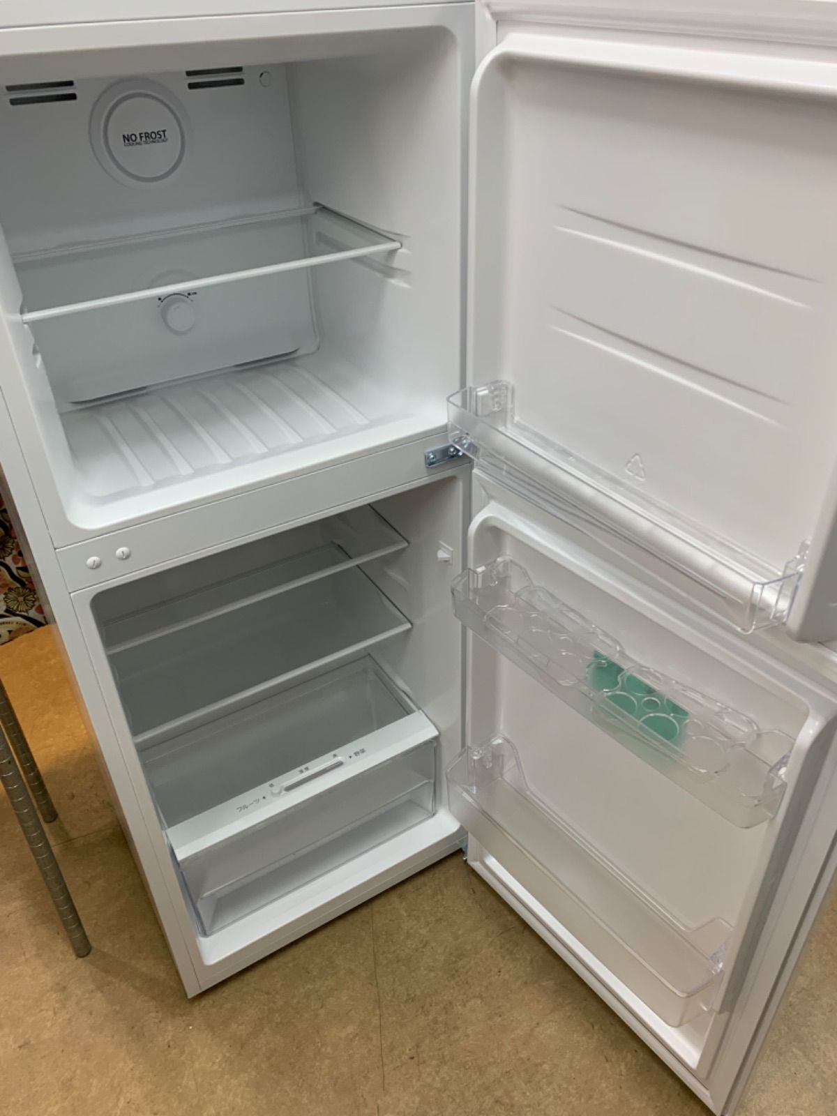 ◇Haier 冷蔵庫 181L 上冷凍 OBBR-181A - メルカリ