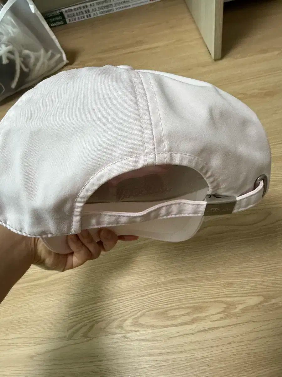 Titleist タイトリスト 帽子 ゴルフ キャップ ピンク ◆タイトリスト キャップ◆薄ピンク◆ ピンク（ブランドタイトリスト）（帽子・バイザー｜メンズ ユニセックス 男女兼用 ピンク刺繍ロゴ ゴルフキャップ レディース メンズ ゴルフキャップ・サンバイザー｜ジーパーズ