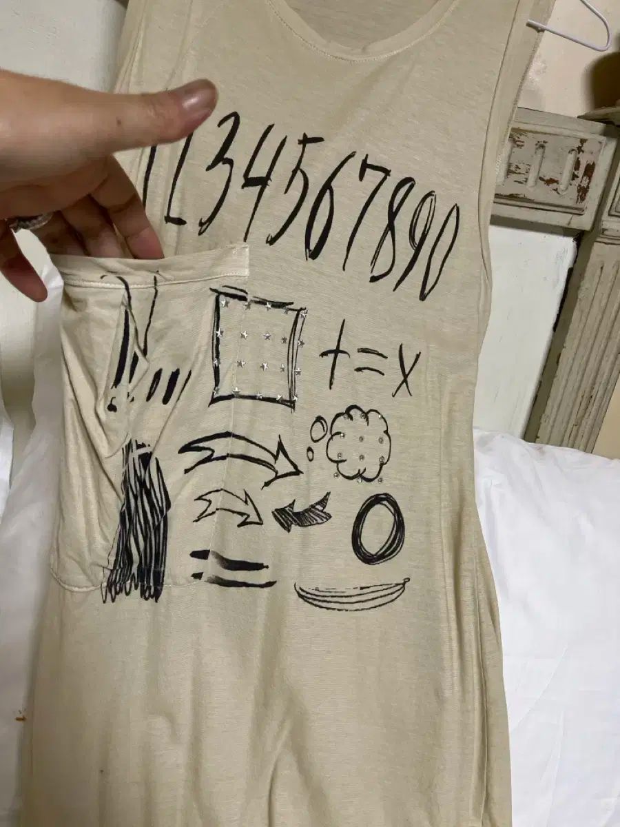  プリンティング ノースリーブ ワンピース ミディ丈 兼 スリーブレスTシャツ 半袖(Tシャツ) Tシャツ カットソー