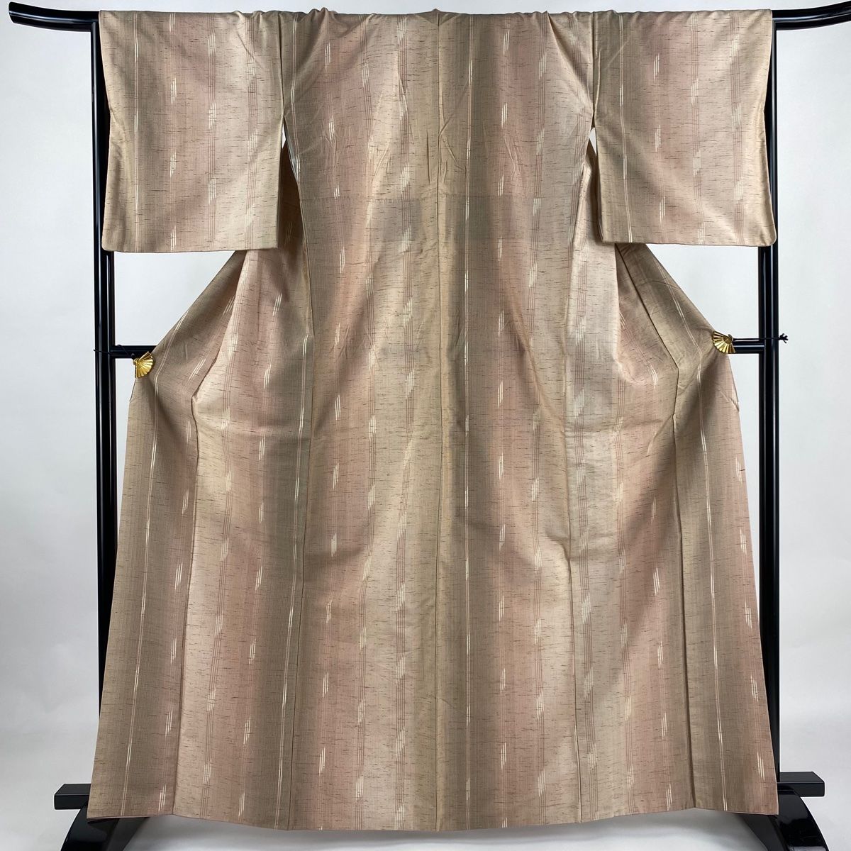 紬 身丈163.5cm 裄丈67cm M 袷 縞 幾何学 薄小豆 正絹 美品 秀品  