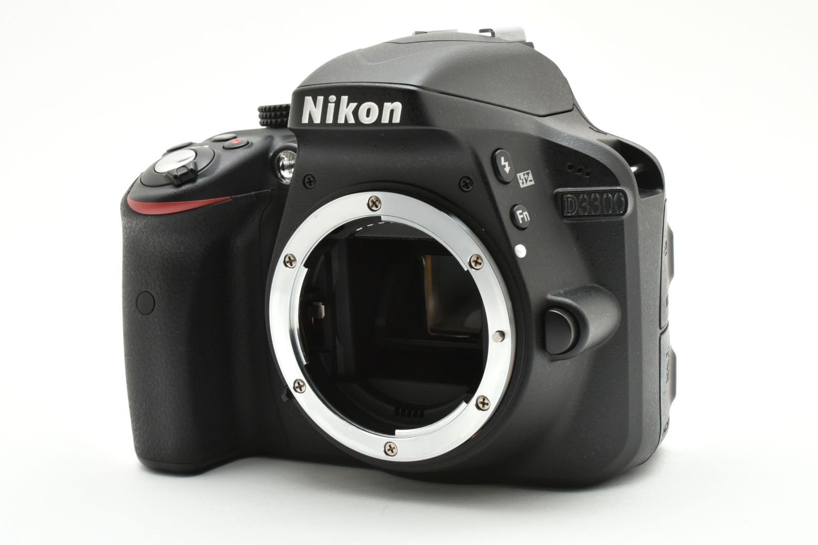 ☆極上☆ ニコン Nikon D3300 ボディ ブラック 《ショット数5104