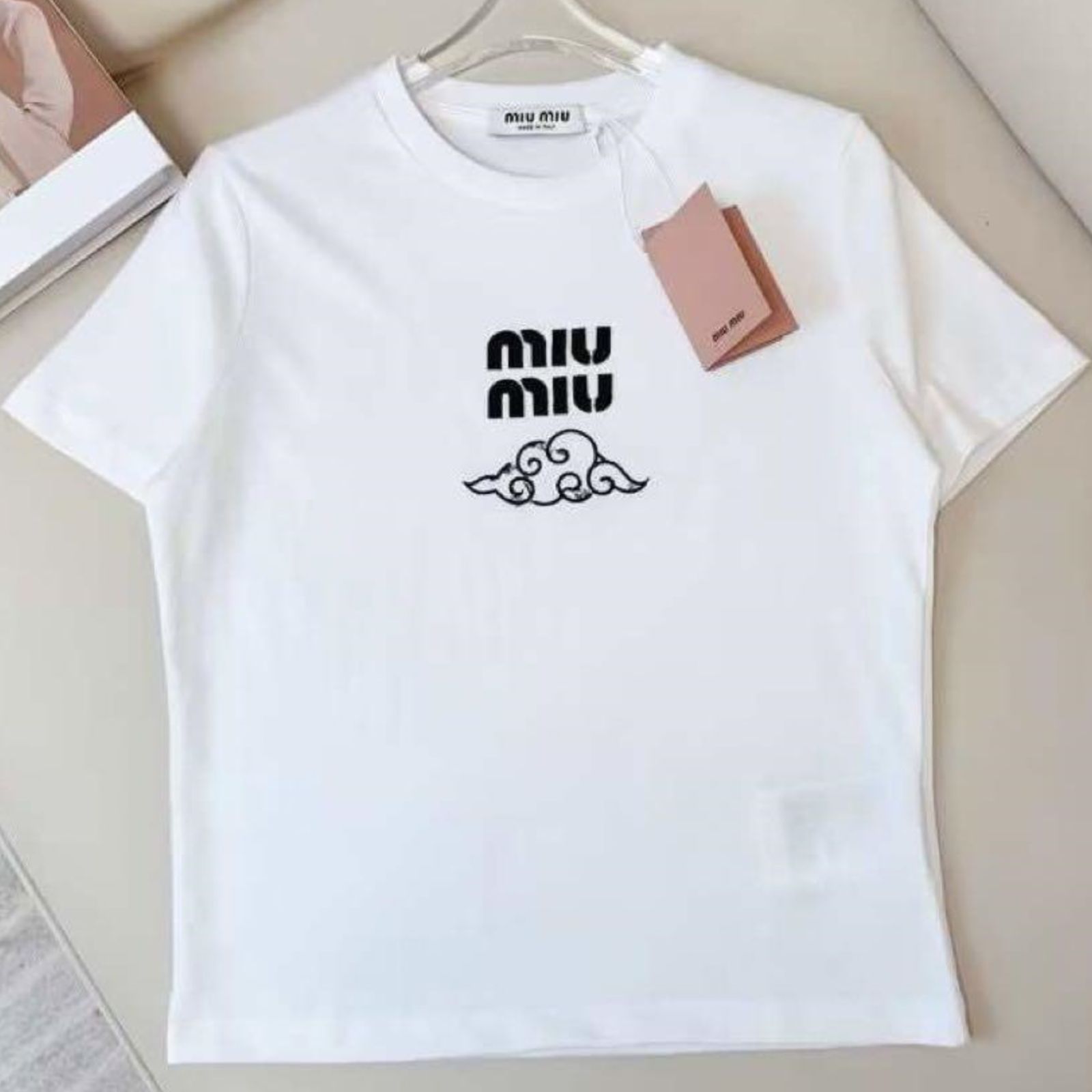 ハートの刺繍が可愛い♪【MiuMiu】コットンジャージー Tシャツ (MiuMiu