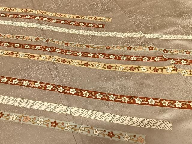 平和屋着物○銀座きしや 訪問着 駒刺繍 花唐草間道