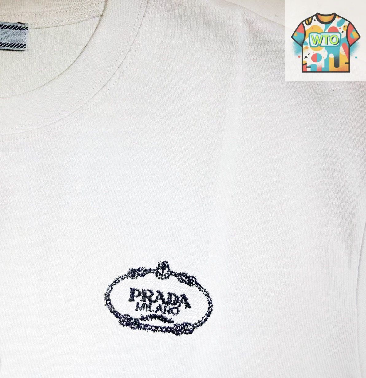 【PRADA】夏必須！シンプルでかっこいい ロゴ 半袖Tシャツ white ブランド 激安 半袖Tシャツ爽やかマルチ大注目されてるアイテム