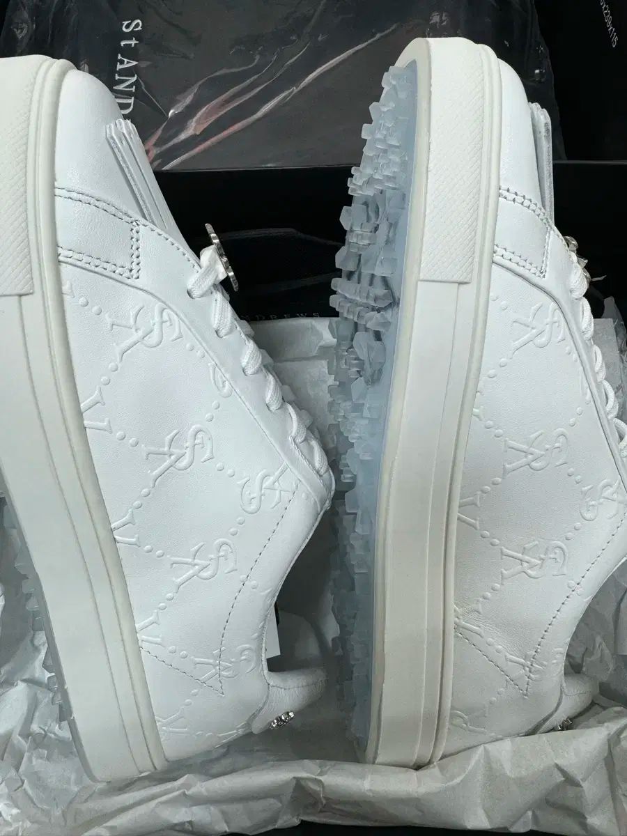 Maison Margielaロゴシルバーバングル SM1UY0052 楽天市場】Maison Margiela メゾンマルジェラ シルバー ロゴ