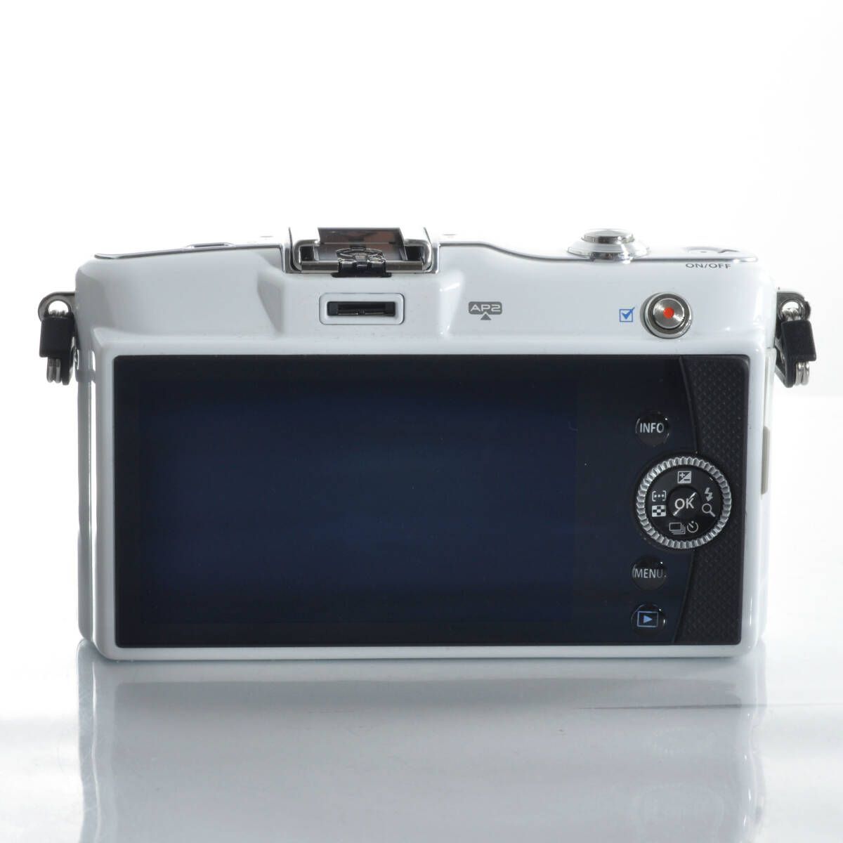  オリンパス OLYMPUS PEN E-PM 1 ホワイト ミラーレス一眼 M.ZUIKO 14-42 mm 標準ズームレンズセット J 771 ミラーレス一眼 デジタルカメラ