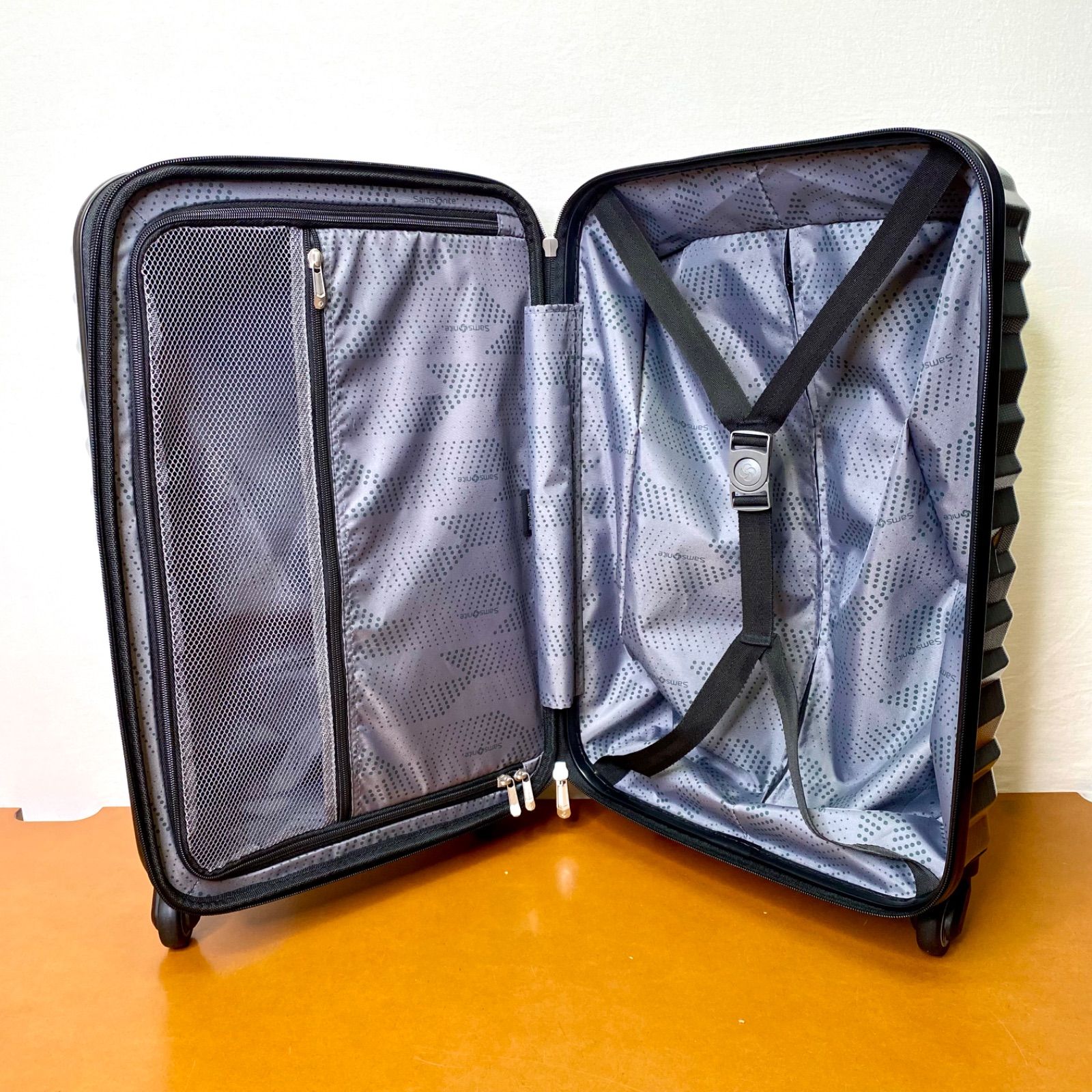 シルバー Samsonite