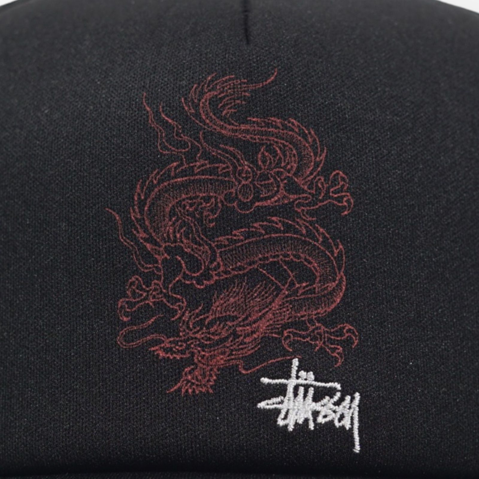 【日本未発売】Stüssy Dragon トラッカーキャップ　ステューシー 日本未発売】Stüssy Dragon Trucker Cap / Pigment Black