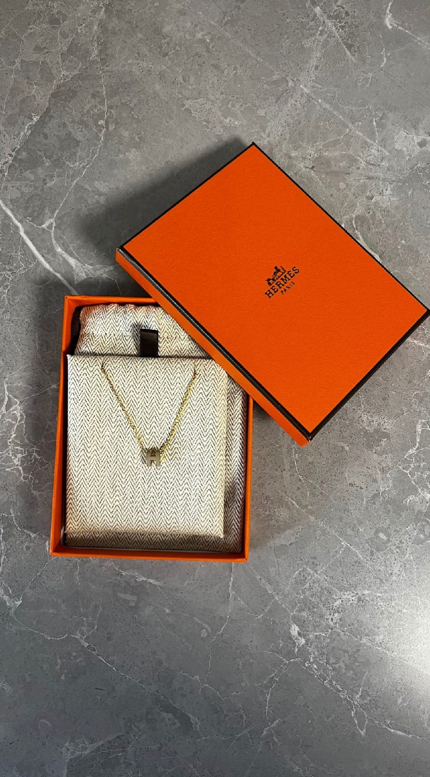 HERMES】ポップHネックレス/マロングラッセ/ゴールド金具 - メルカリ HERMES】ポップHネックレス/マロングラッセ/ゴールド金具 - メルカリ