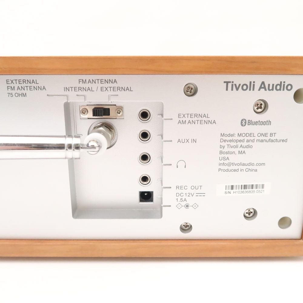 美品 Tivoli Audio チボリオーディオ MODEL ONE BT オーディオ機器 インテリア オブジェ 音響 サウンド HY929