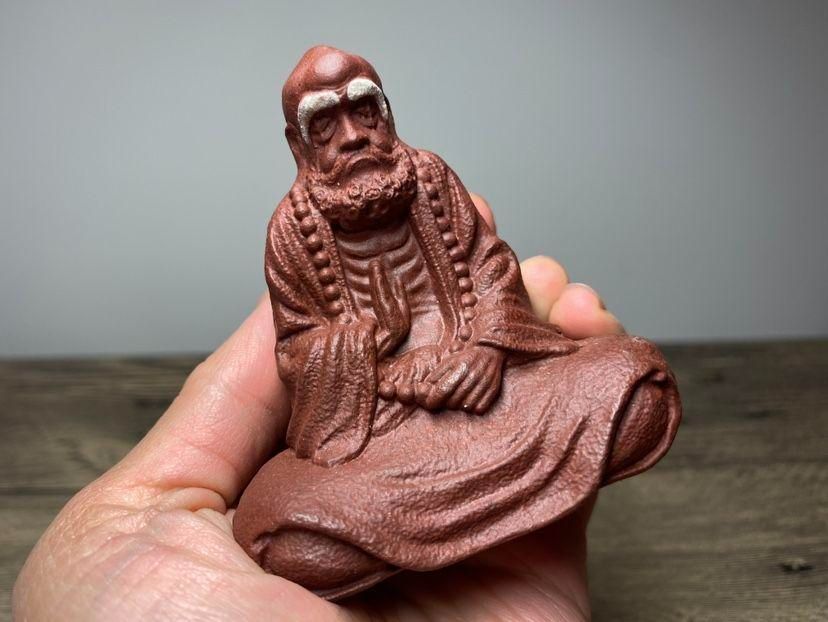 紫砂  布施小僧  茶道具  工芸品 美術品 置物 IwaiLoft 金魚の置物 宜興紫砂 陶器 茶寵 手作り オブジェ