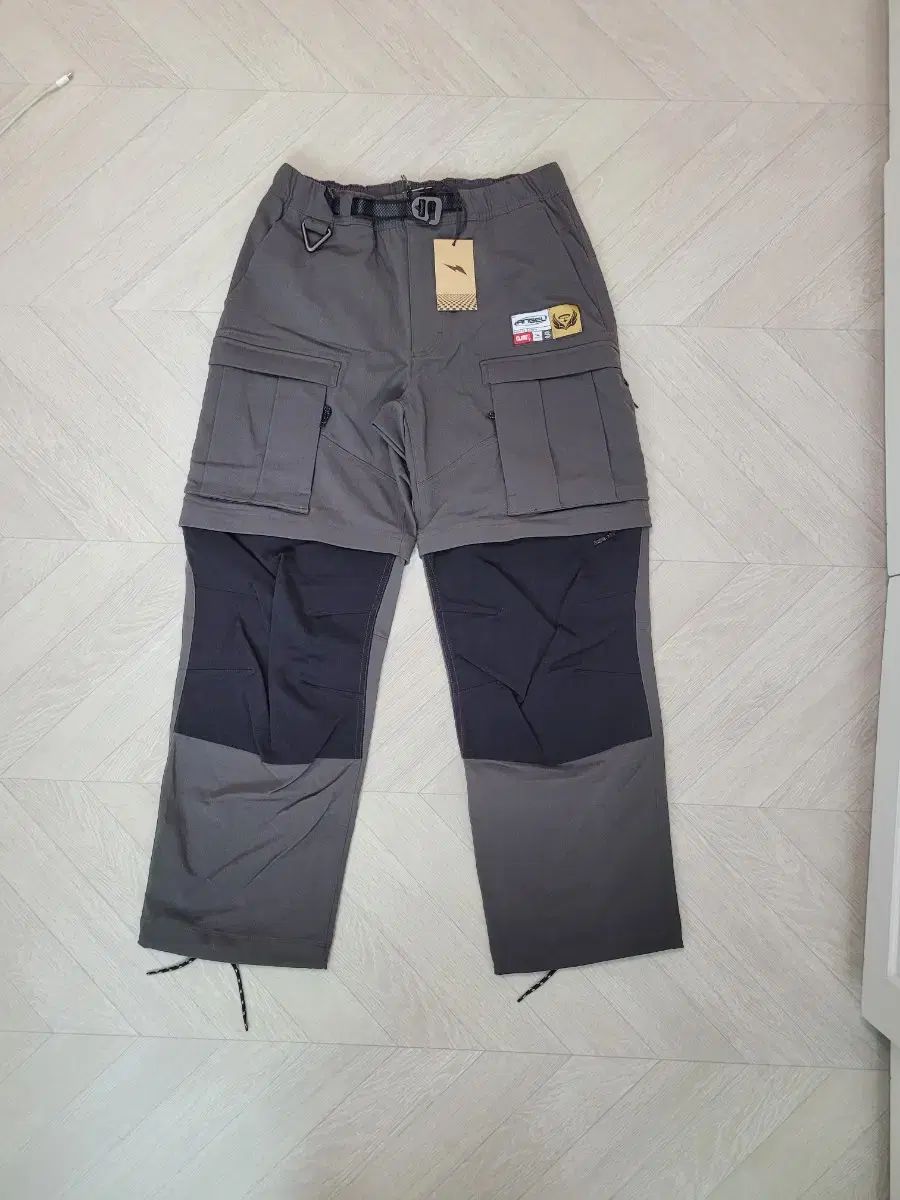RTFKT カーゴパンツ