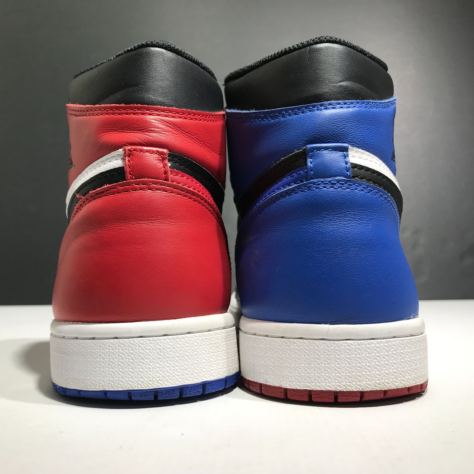 併売/城東80-021】NIKE AIR JORDAN 1 RETRO HIGH 