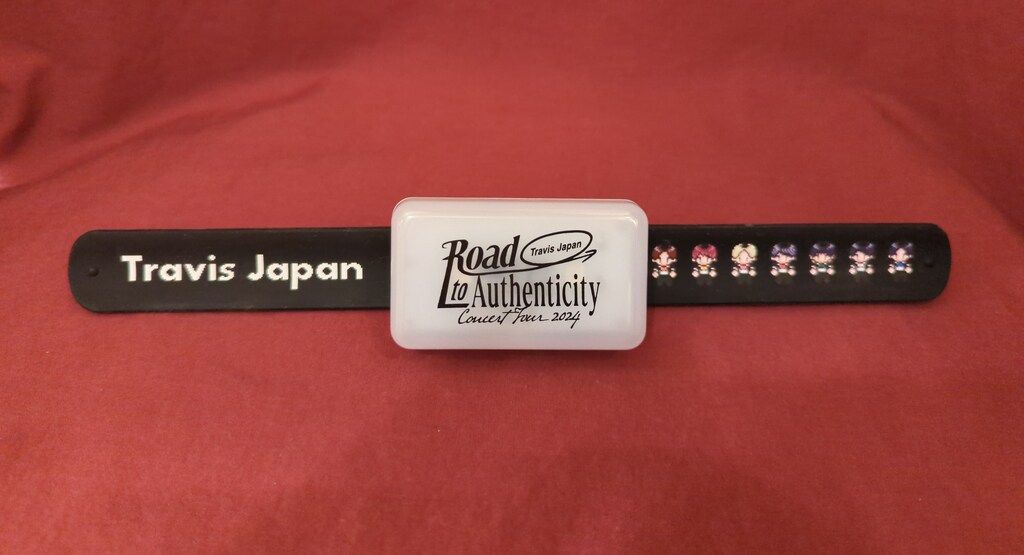 Road to Authenticity ライトブレスレット 3点 TravisJapan 24年Road to Authenticity ライトブレスレット