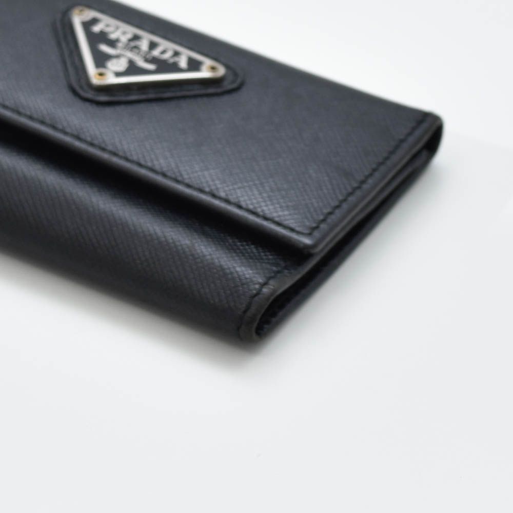 【欠品なし】PRADA ブラック キーケース サフィアーノ 6連 中古USED PRADA キーケース サフィアーノ 6連 ブラック 45230
