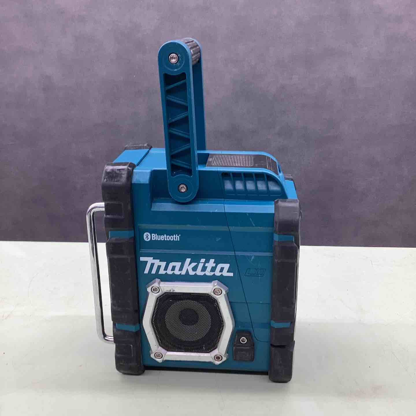 ☆makita マキタ 充電式ラジオ Bluetooth搭載【MR106】ACアダプタ付属