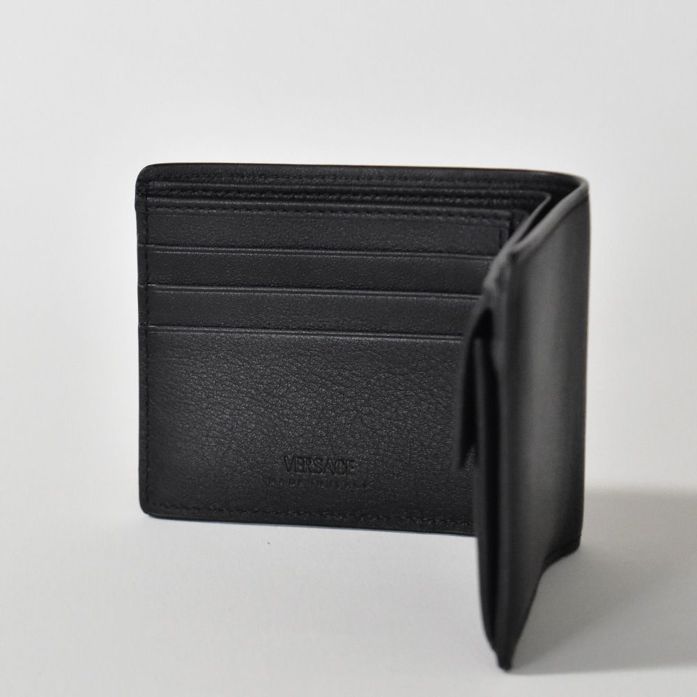 本物美品■ヴェルサーチ■メデューサ/ブラックレザー/DPU6737小銭入れ付財布 ヴェルサーチェ 財布 二つ折り財布(小銭入れあり) VERSACE