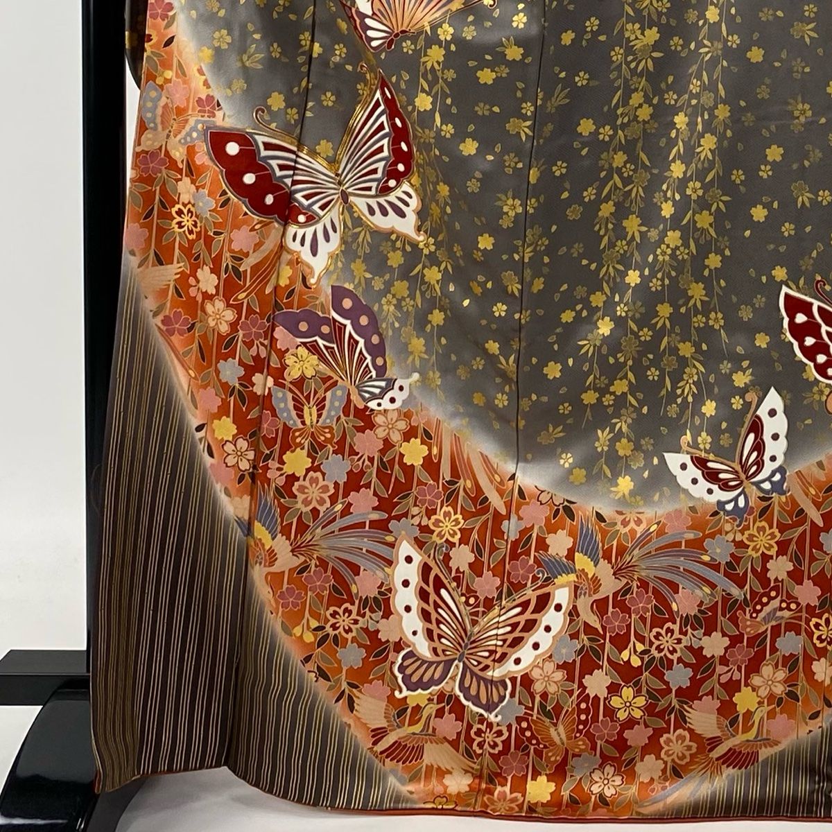 振袖 身丈171cm 裄丈67.5cm L 袷 枝垂れ桜 蝶 金糸 金彩 朱色