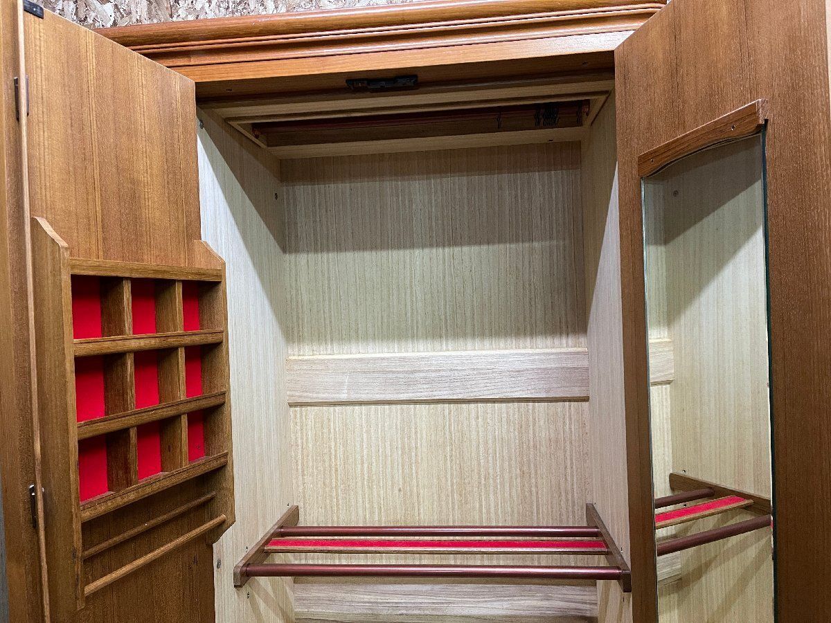 ○府中家具 伝統工芸師 皿田卓人作 3面扉ワードローブ クローゼット