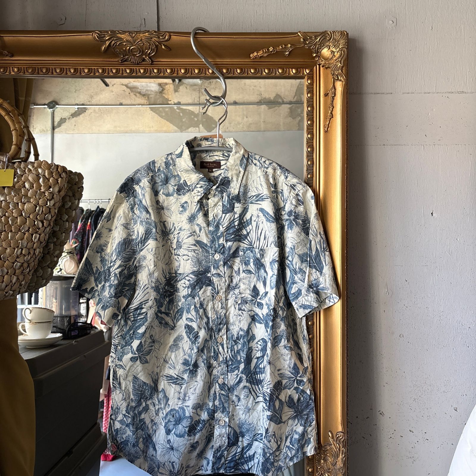 【美品】花柄　総柄　白　ホワイト　M 半袖シャツPAULSMITH コレクション Paul Smith ポールスミス 花柄 総柄 半袖シャツ M 白 コットン