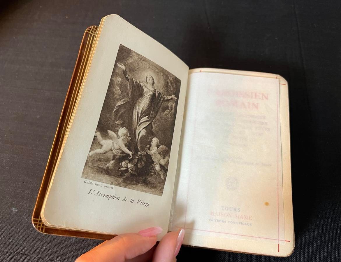 1933年発刊 フランス