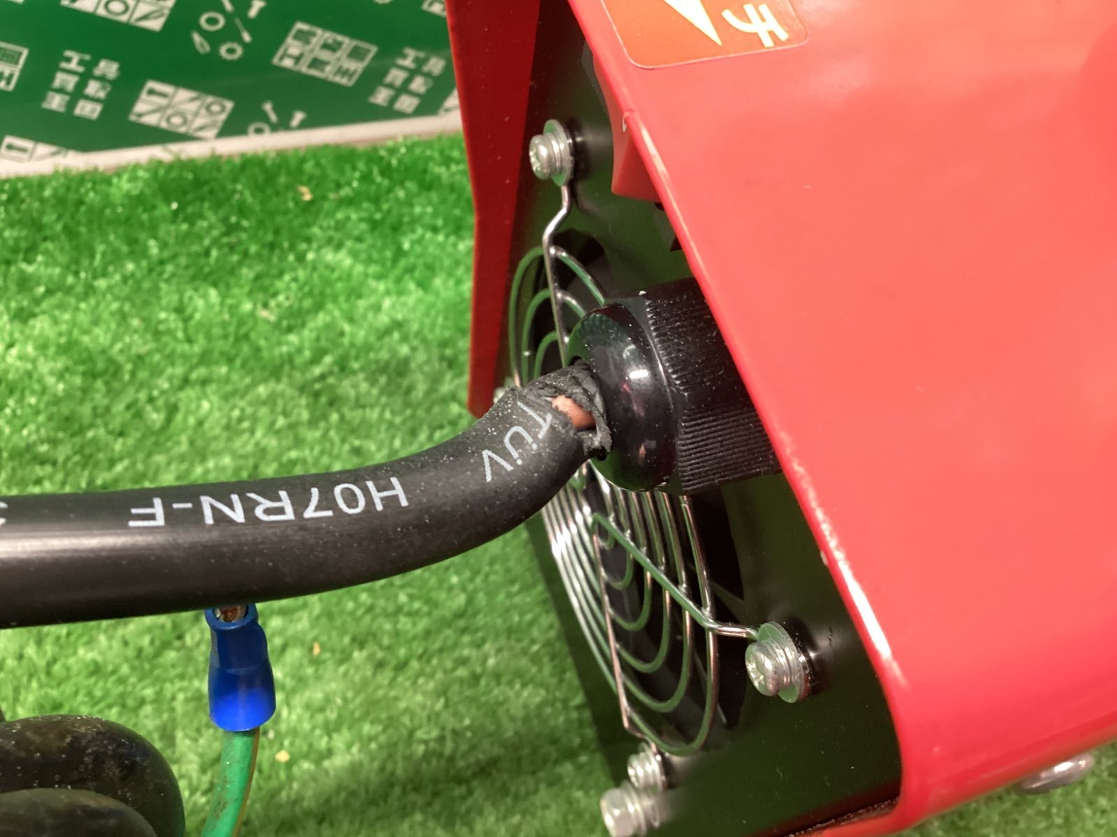 デジタルインバーター直流溶接機 単相200 V BMウェルダー160 ガス BM 2-160 DA