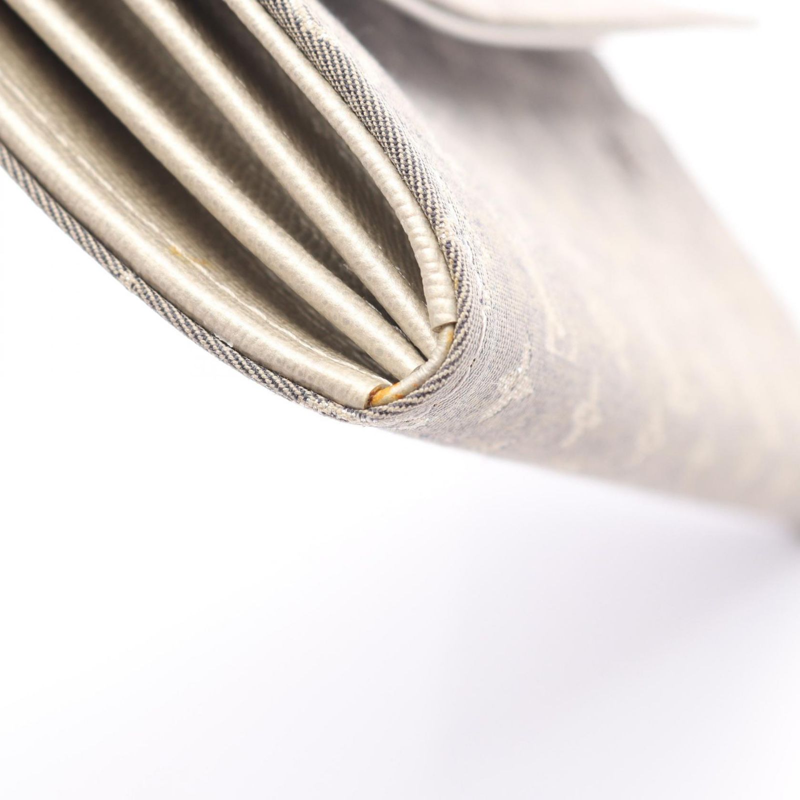 ポルトフォイユ サラ